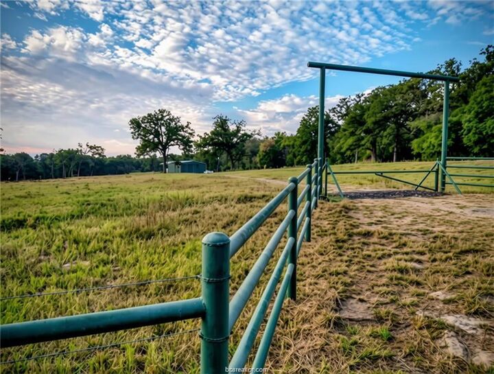 Property Photo: 5997 County Road 308 TX 77836
