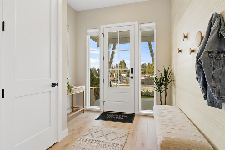 Property Photo: 34694 Macey Avenue BC V2S 0P5