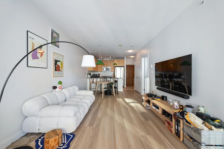 Property Photo: 7362 Elmbridge Way 1207 BC V6X 0A6