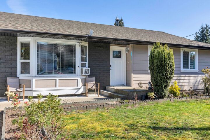 Property Photo: 2046 Majestic Crescent BC V2T 3G1