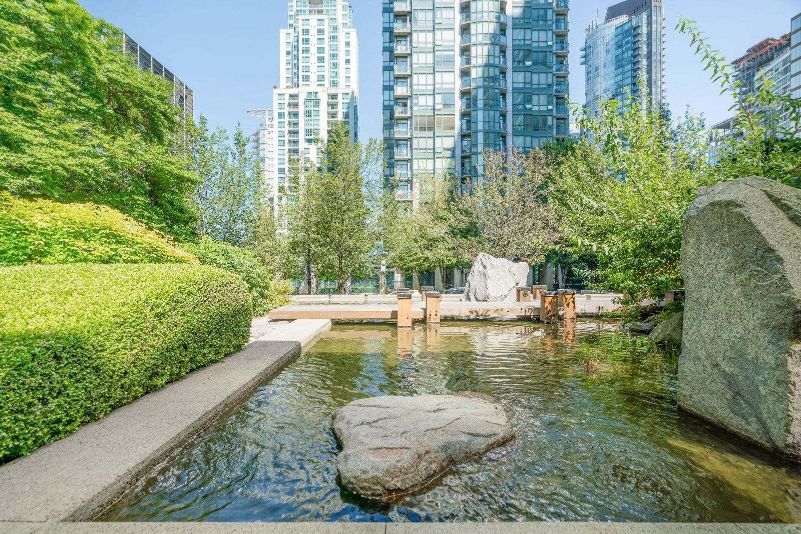 Property Photo: 1200 W Georgia Street 1808 BC V6E 4R2
