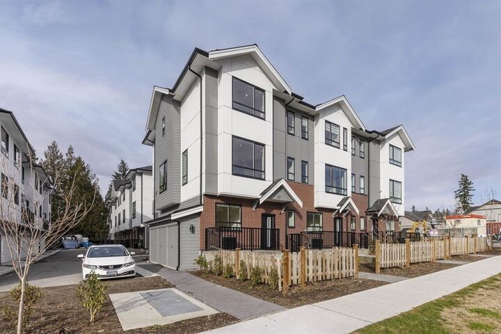12635 63 Avenue 37 — photo 1