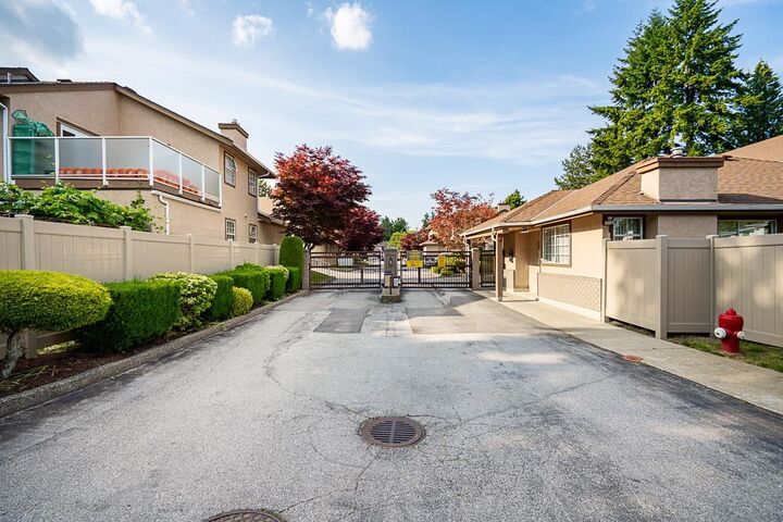 Property Photo: 14861 98 Avenue 128 BC V3R 0A2