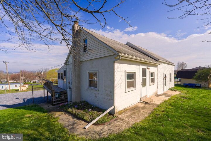 Property Photo:  11 Witwer Lane  PA 19522 