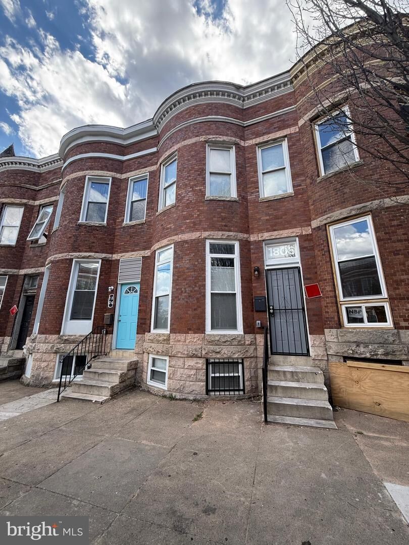 Property Photo:  1806 N Mount Street  MD 21217 