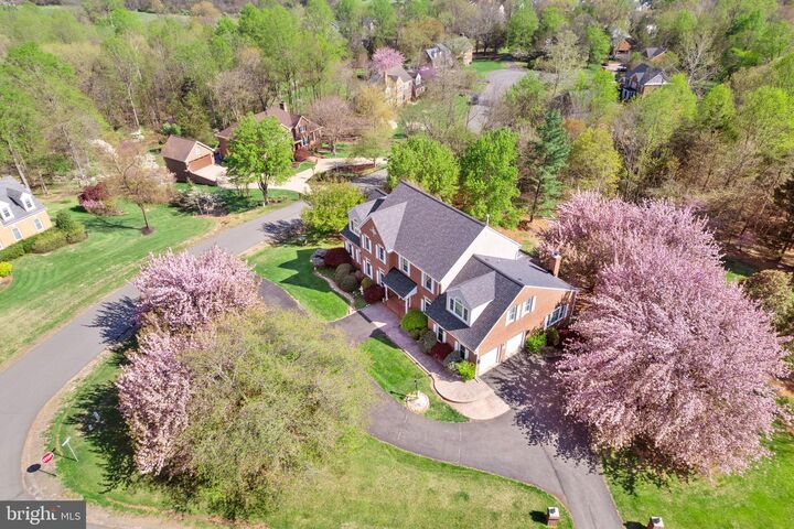 Property Photo:  7573 Fusilier Drive  VA 20186 