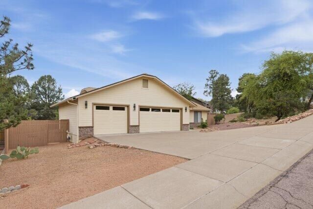 Property Photo:  722 Boulder Ridge Road  AZ 85541 
