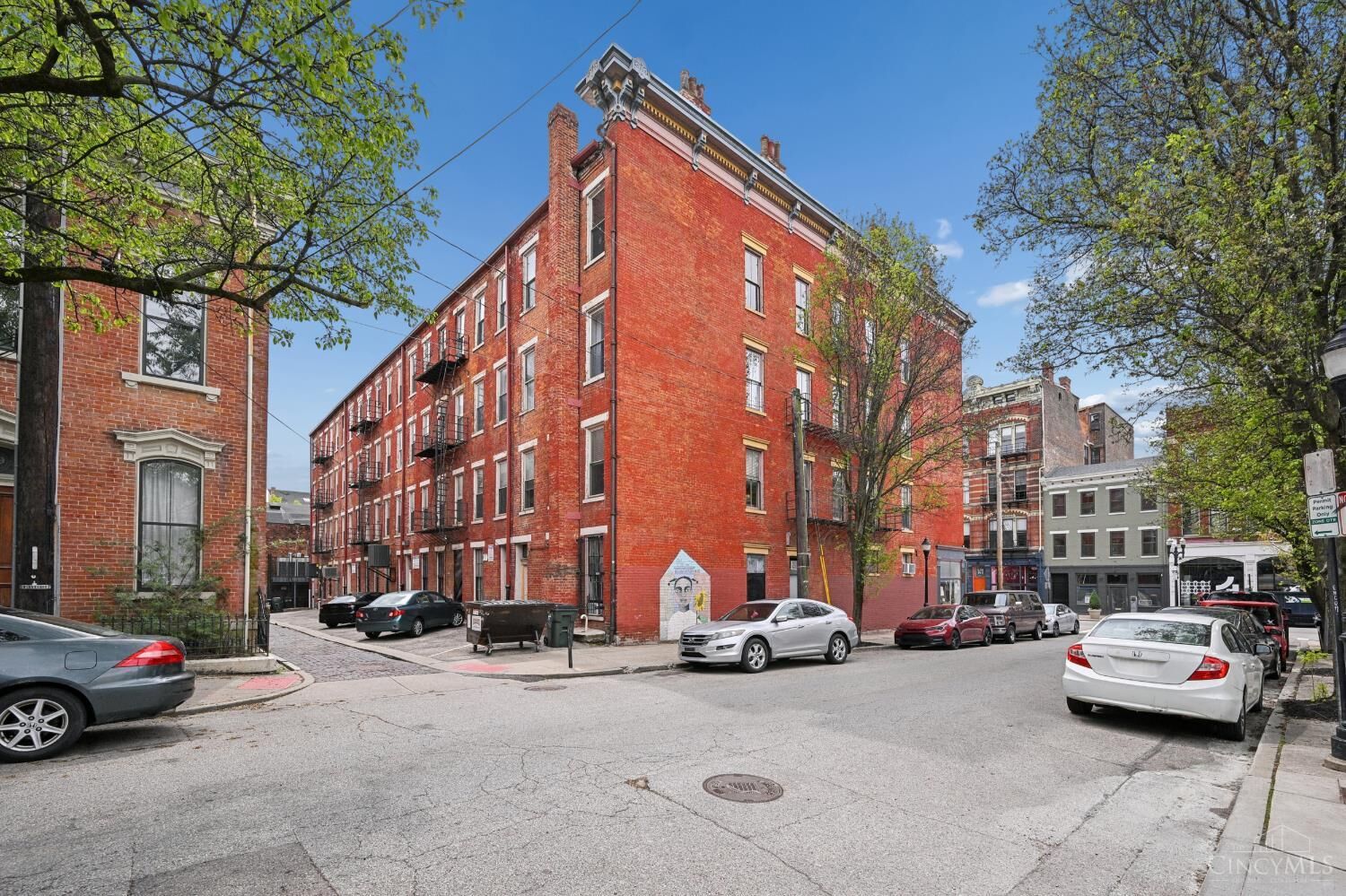 Property Photo: 1420 Main Street OH 45202