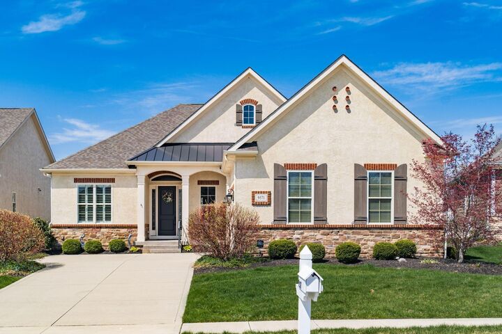 Property Photo:  9571 Fair Oaks Drive  OH 43065 