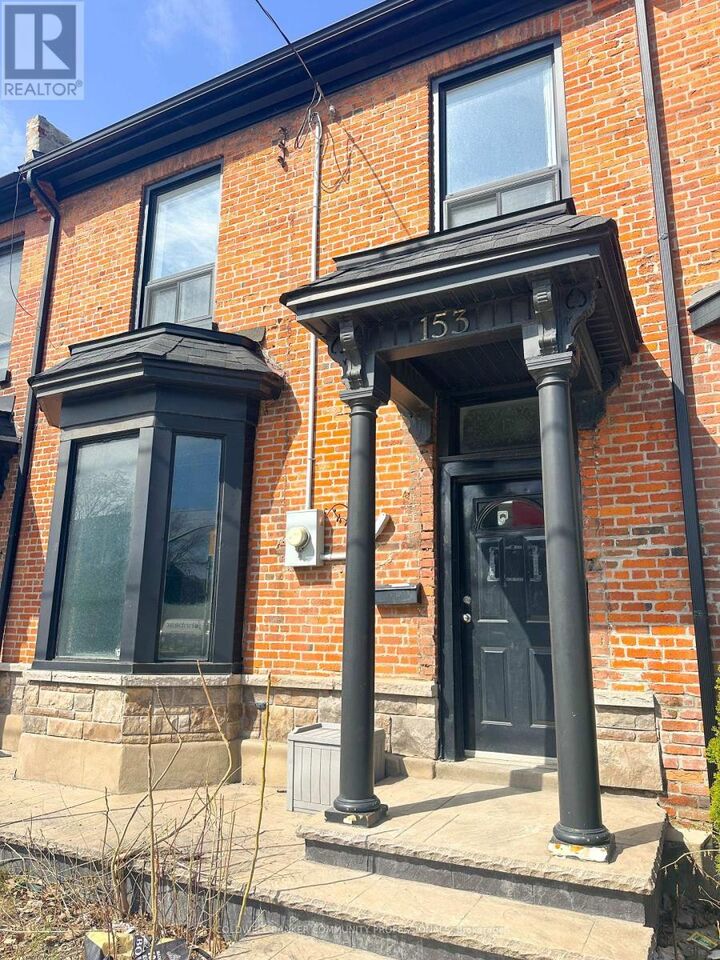 Property Photo:  153 Wellington Street North  ON L8R 1N4 