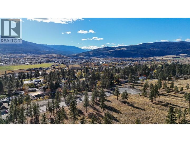 Property Photo:  2434 Nicholson Avenue  BC V1K 1L7 