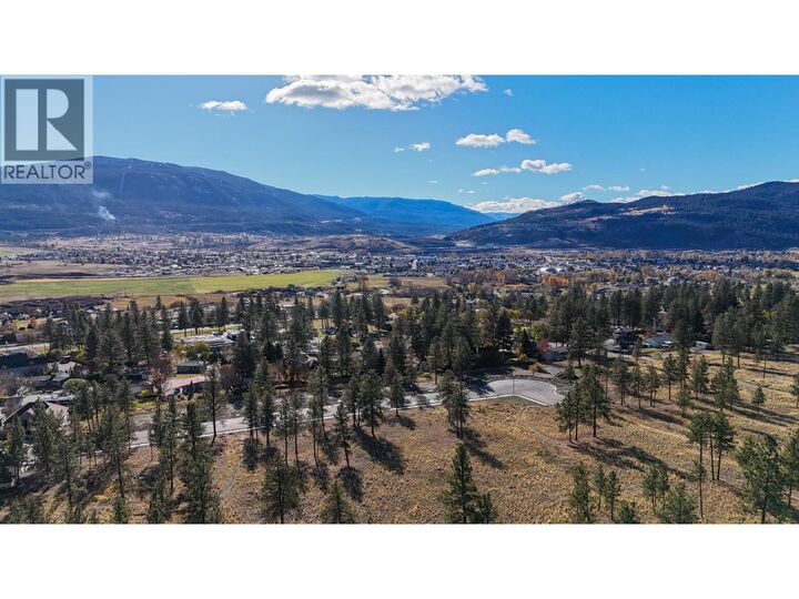 Property Photo:  2386 Nicholson Avenue  BC V1K 1L7 