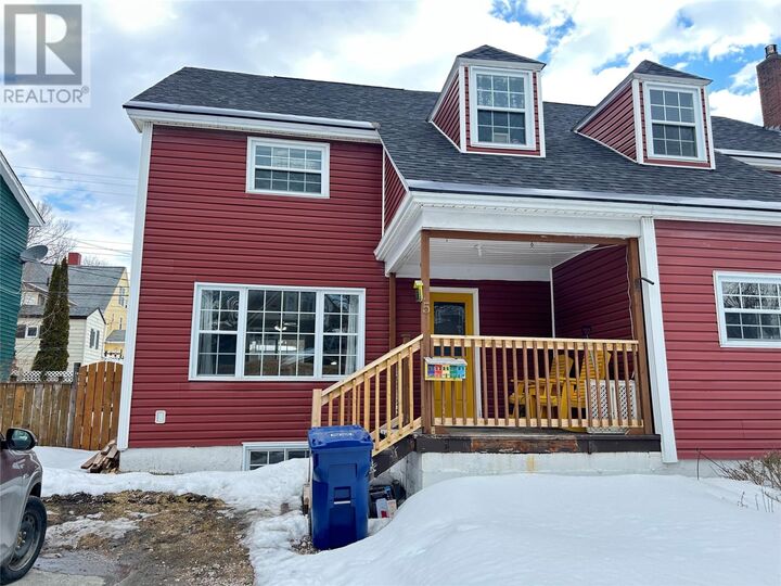 5 Armstrong Avenue — photo 1