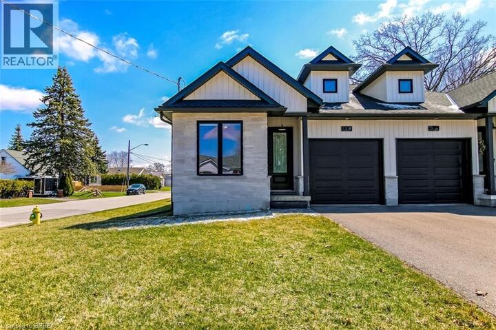 Property Photo:  73 Hill Avenue B  ON N3R 4H2 