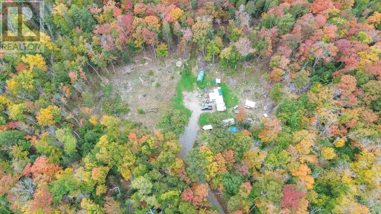 Photo de la propriété:  2542 Hilton Rd  ON P0R 1J0 