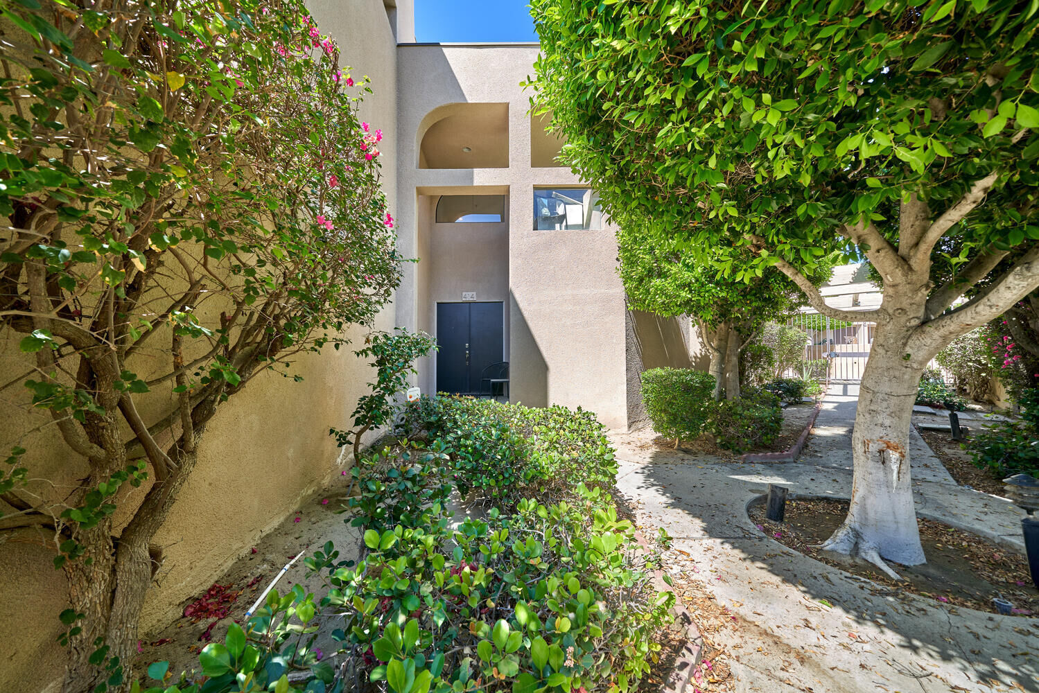 Property Photo: 414 W Village Square N CA 92262