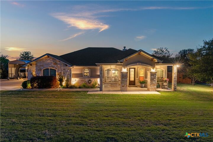 Property Photo:  3904 Walden Creek Crossing  TX 76548 