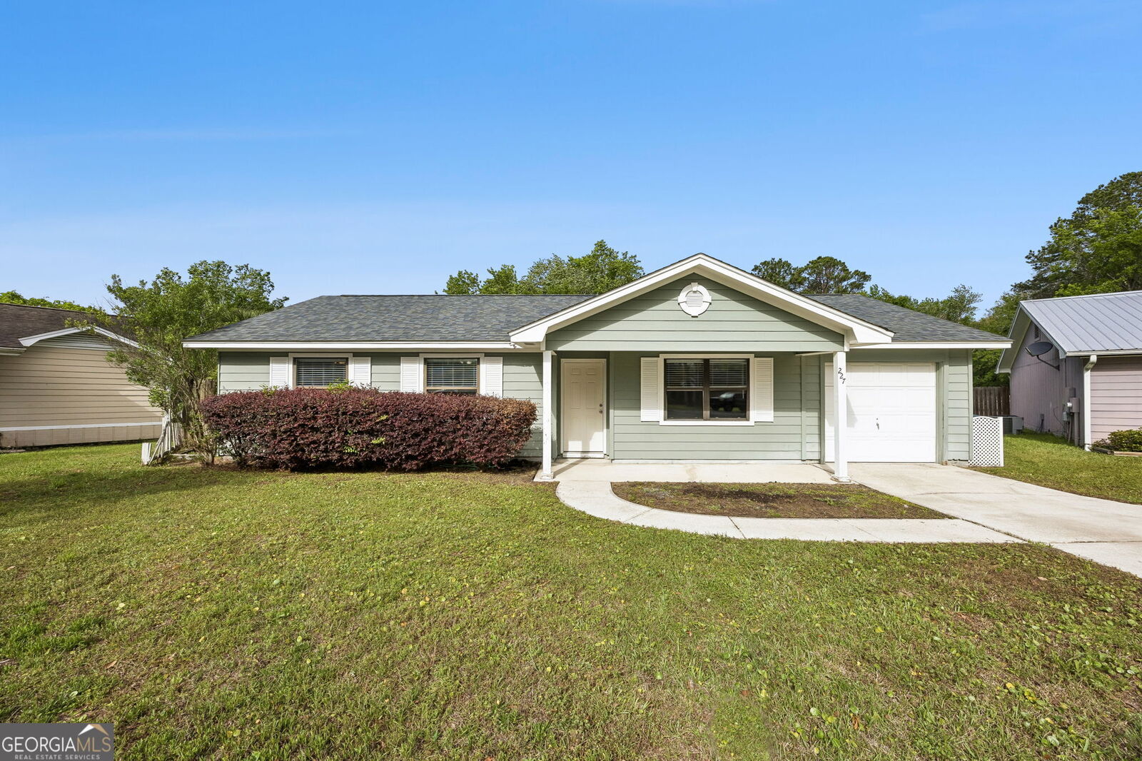 Property Photo:  227 Cypress Drive  GA 31548 