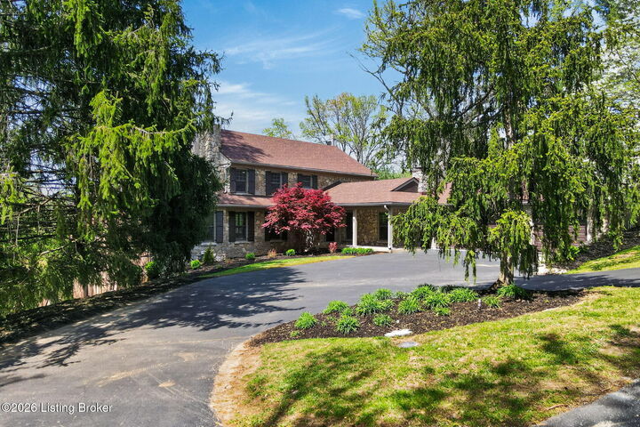 Property Photo:  3 Scenic Hill Ct  KY 40059 
