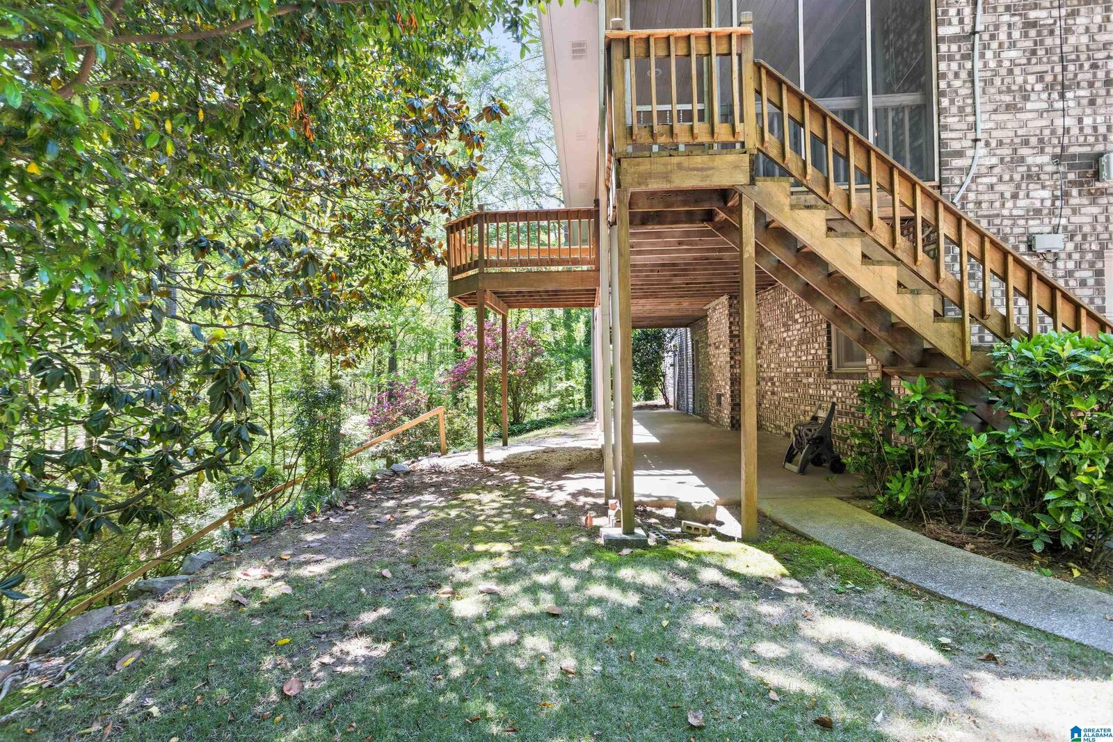 Property Photo:  3539 W Lakeside Drive  AL 35243 