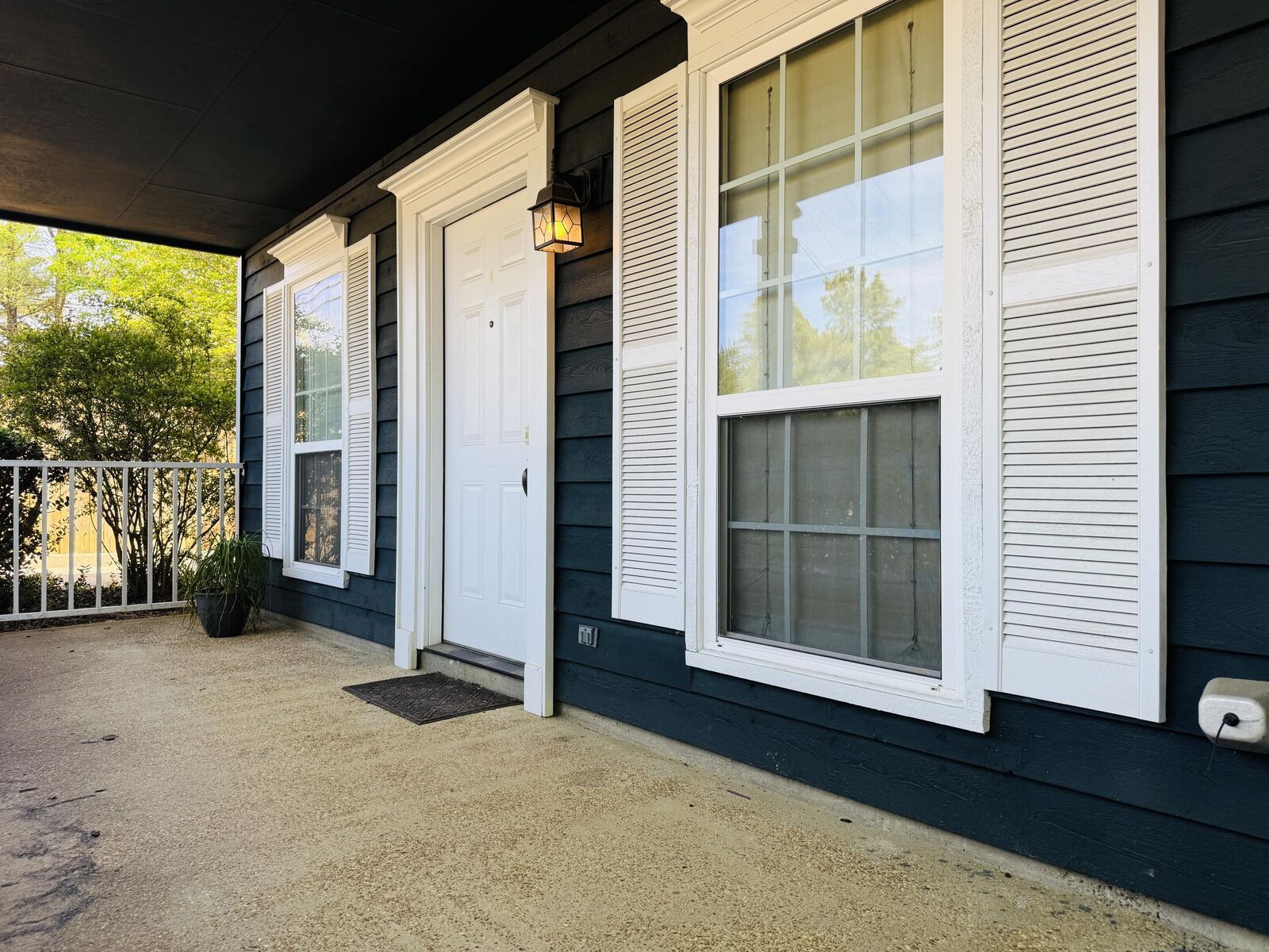 Property Photo:  1064 N Montgomery St. Unit A  MS 39759 