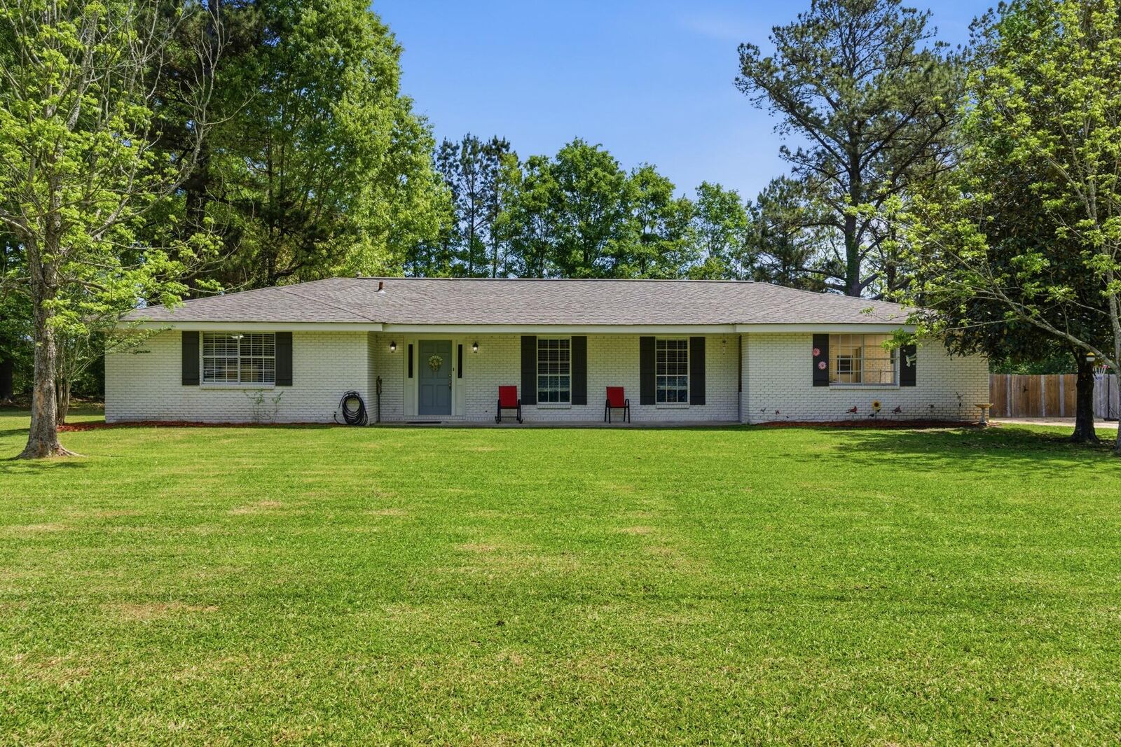 Property Photo: 14 Beech Ln. MS 39465
