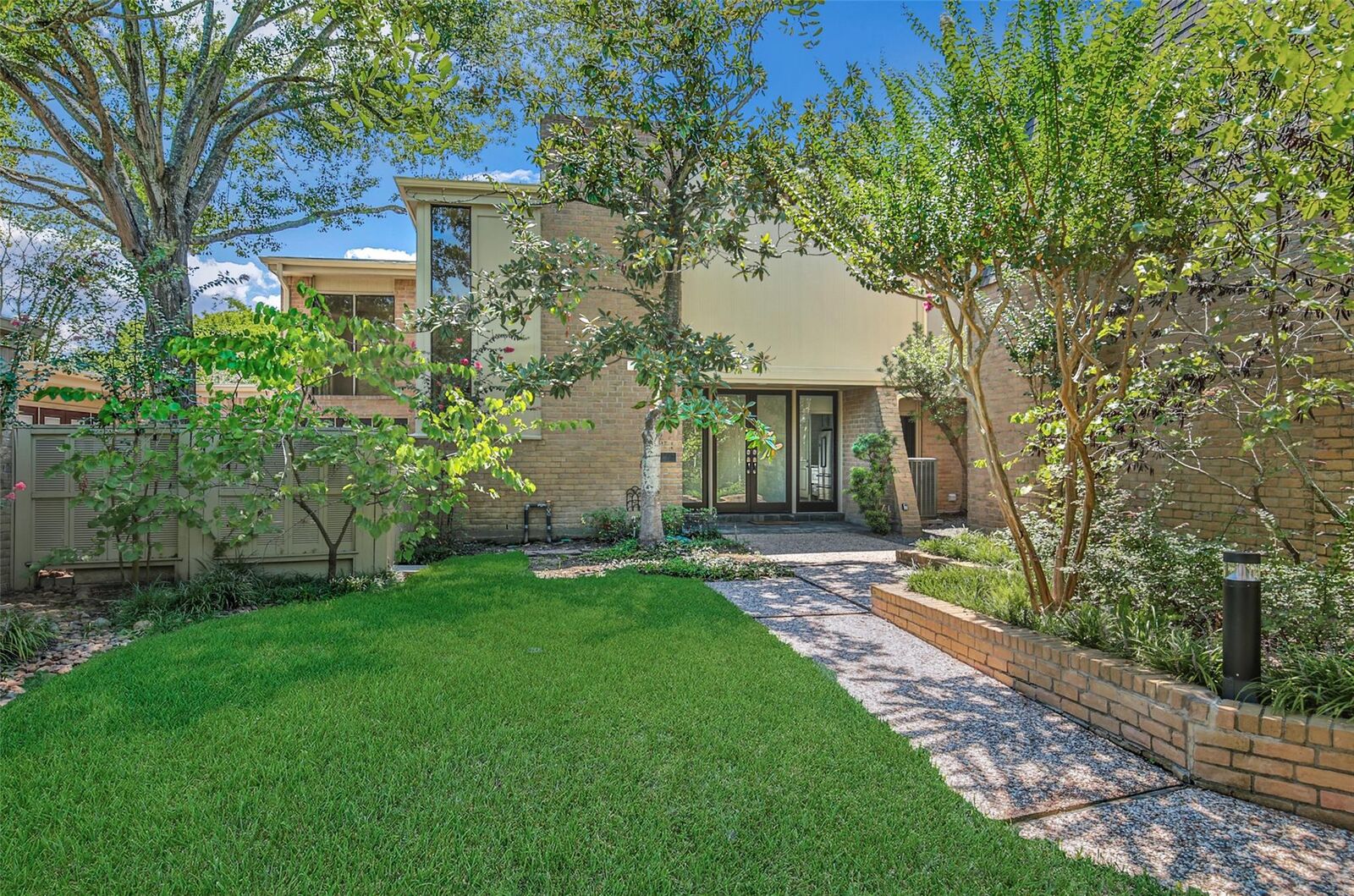 Property Photo: 15607 Memorial Drive TX 77079