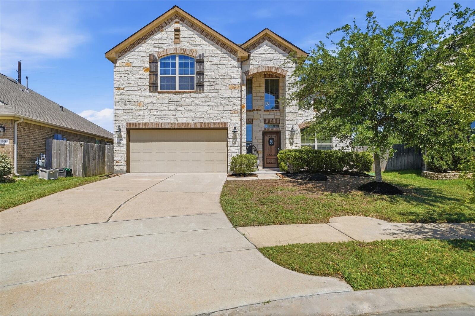 Property Photo:  13207 Alcott Forest  TX 77583 