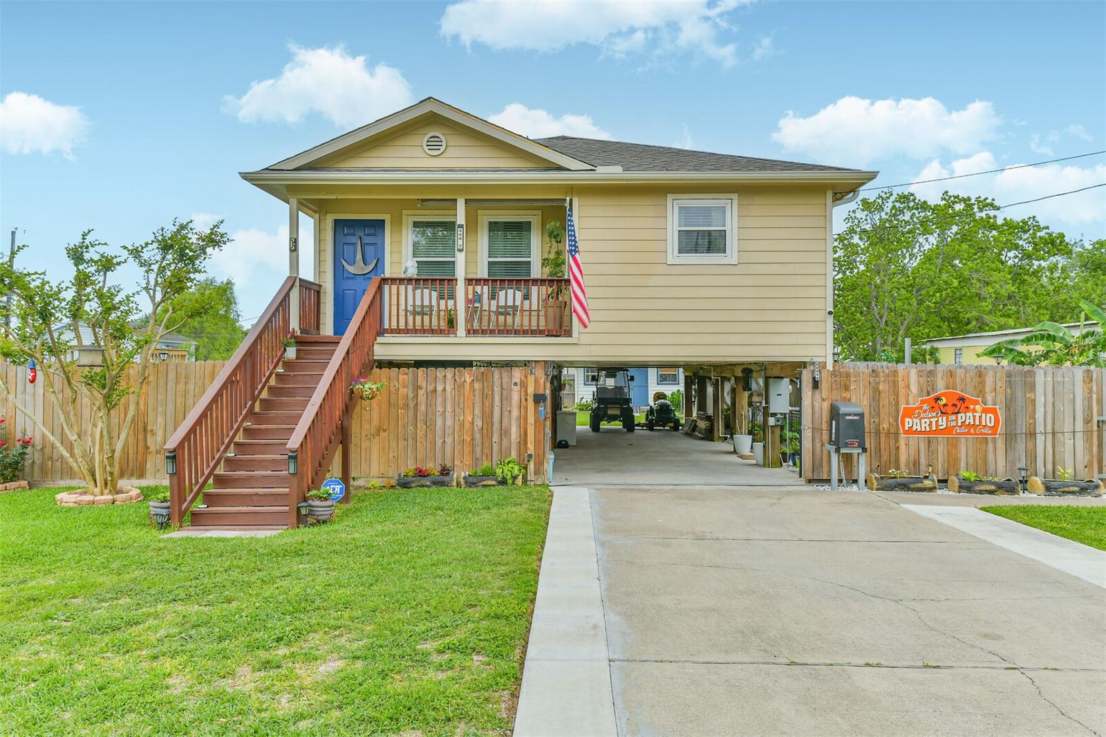 Property Photo:  448 7th Street  TX 77539 