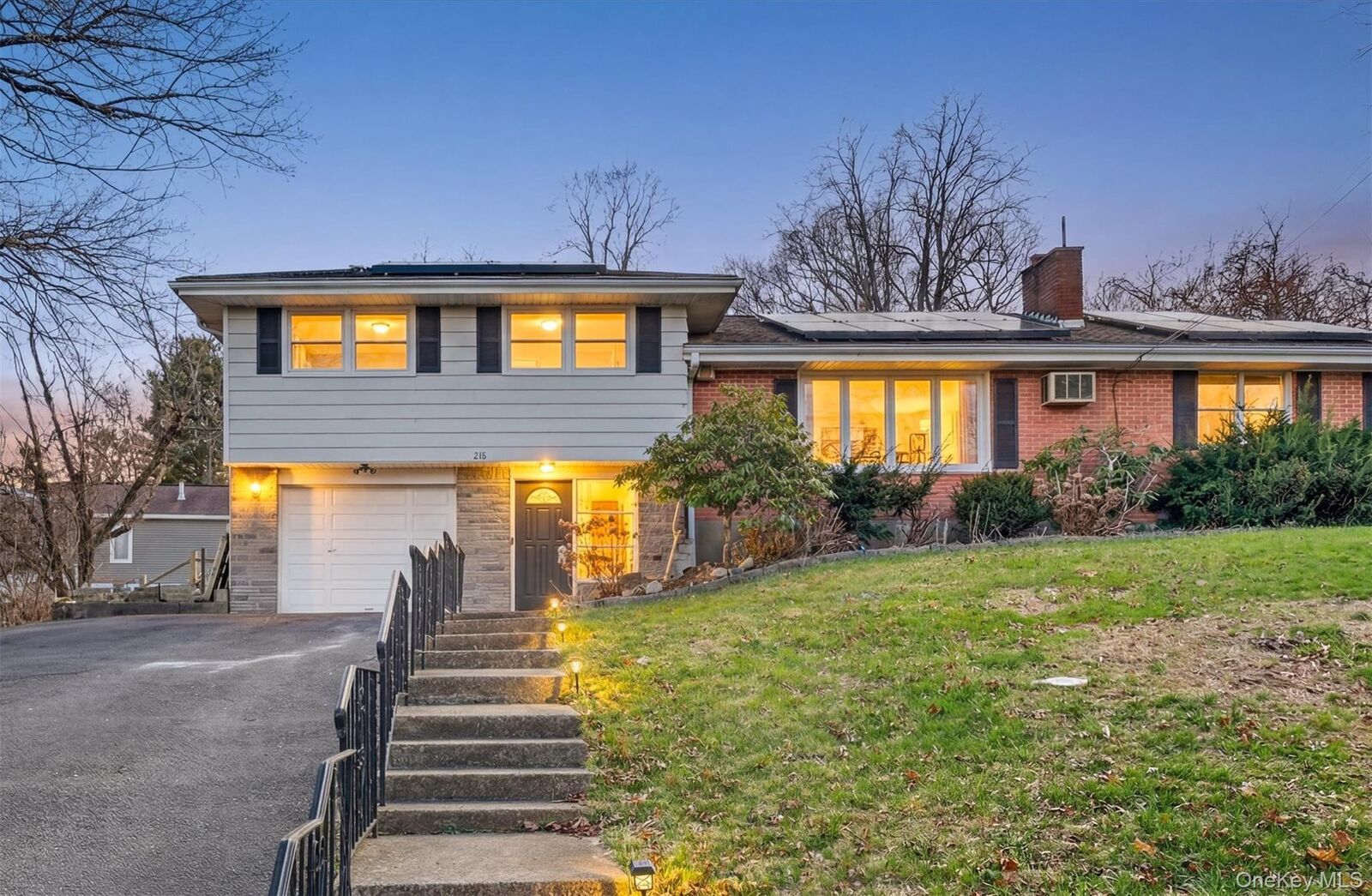 Property Photo:  216 Edgewood Drive N  NY 12550 