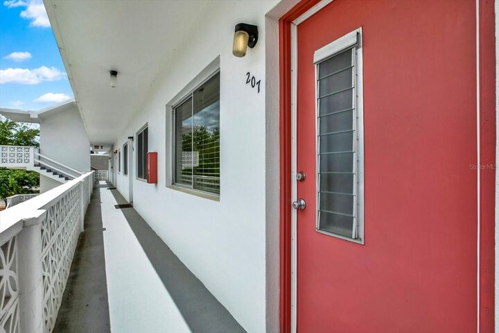 Property Photo:  11225 82nd Avenue 207  FL 33772 