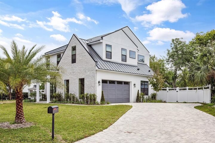 Property Photo: 2408 Lafayette Avenue FL 32789