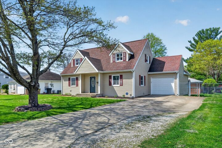 Property Photo:  2430 Westline Drive  IN 47203 