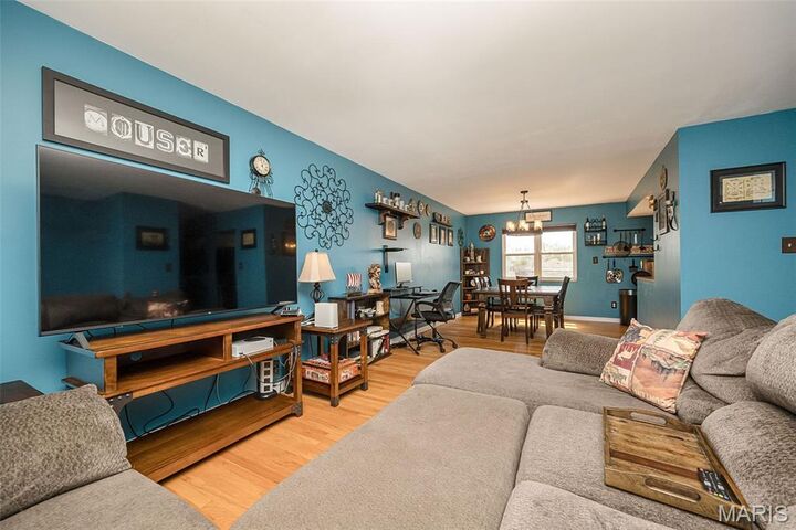 Property Photo:  28 James Court  MO 63021 