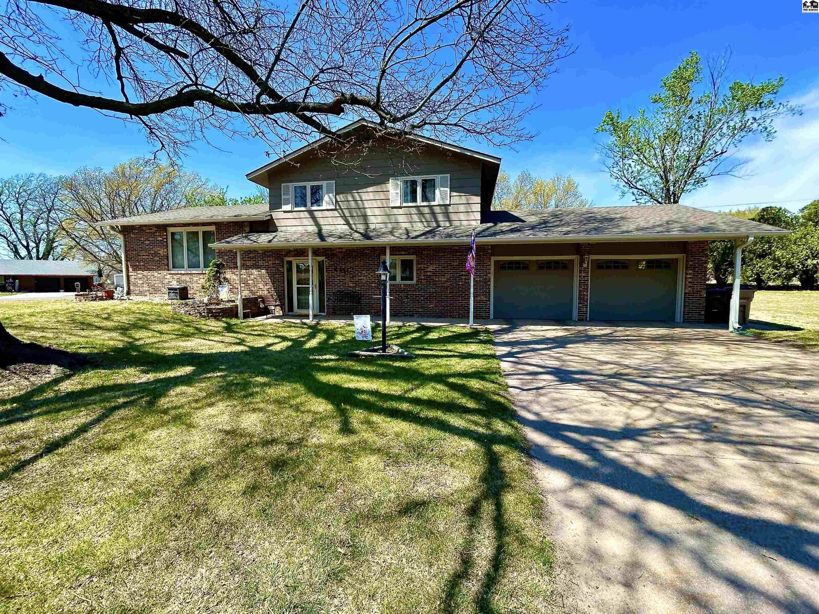 Property Photo:  4102 Rowland Rd  KS 67502 
