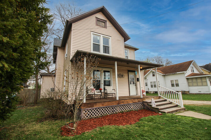 Property Photo:  421 East Street  MI 49093 