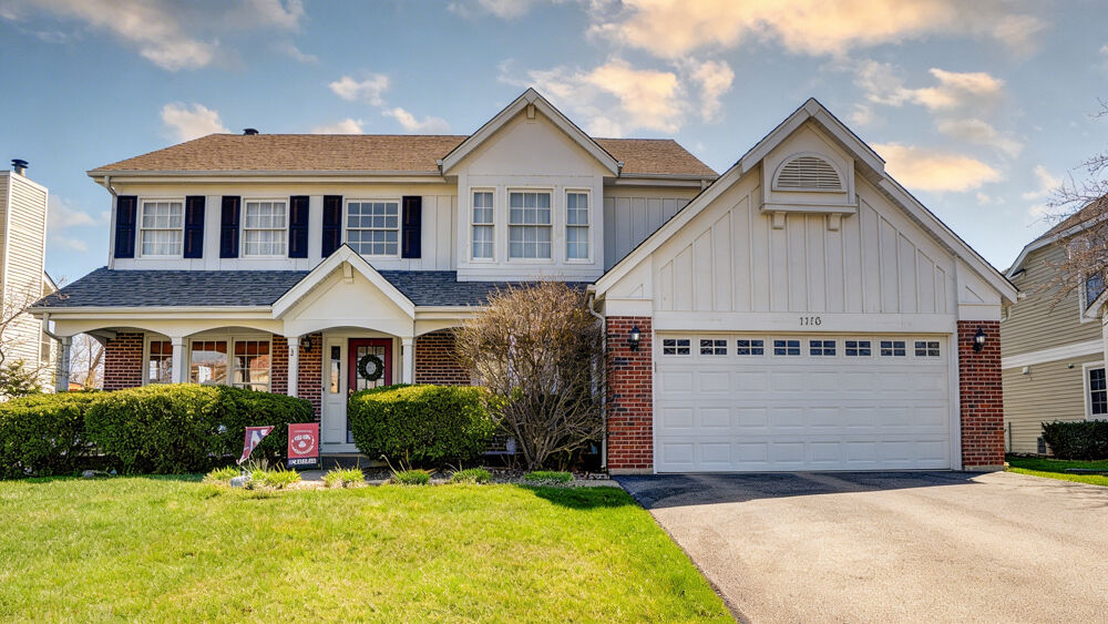 Property Photo:  1119 Stratford Lane  IL 60047 