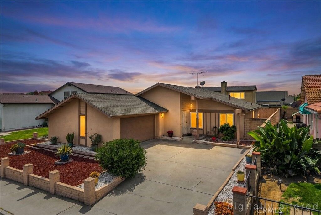 Property Photo: 1618 E Eucalyptus Street CA 92821