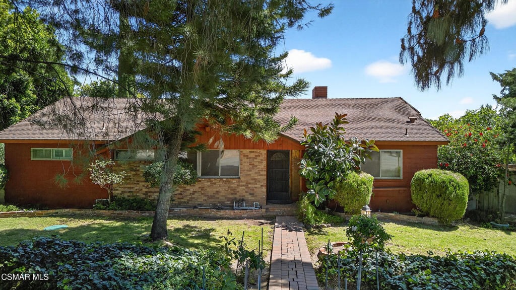 Property Photo:  11140 White Oak Avenue  CA 91344 