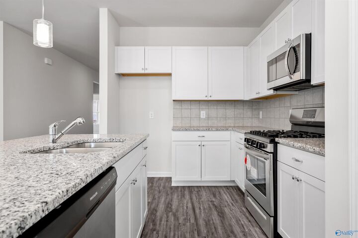Property Photo: 188 Mill Valley Way AL 35761
