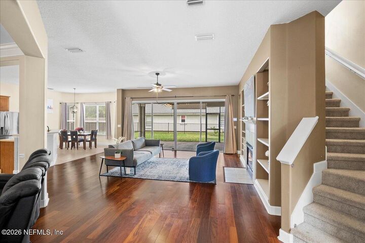Property Photo:  2470 Country Side Drive  FL 32003 