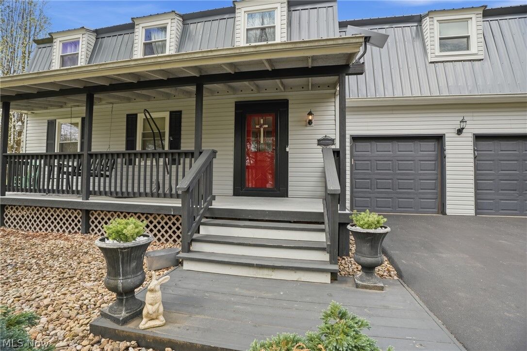 Property Photo:  41 Cranberry Street  WV 26181 