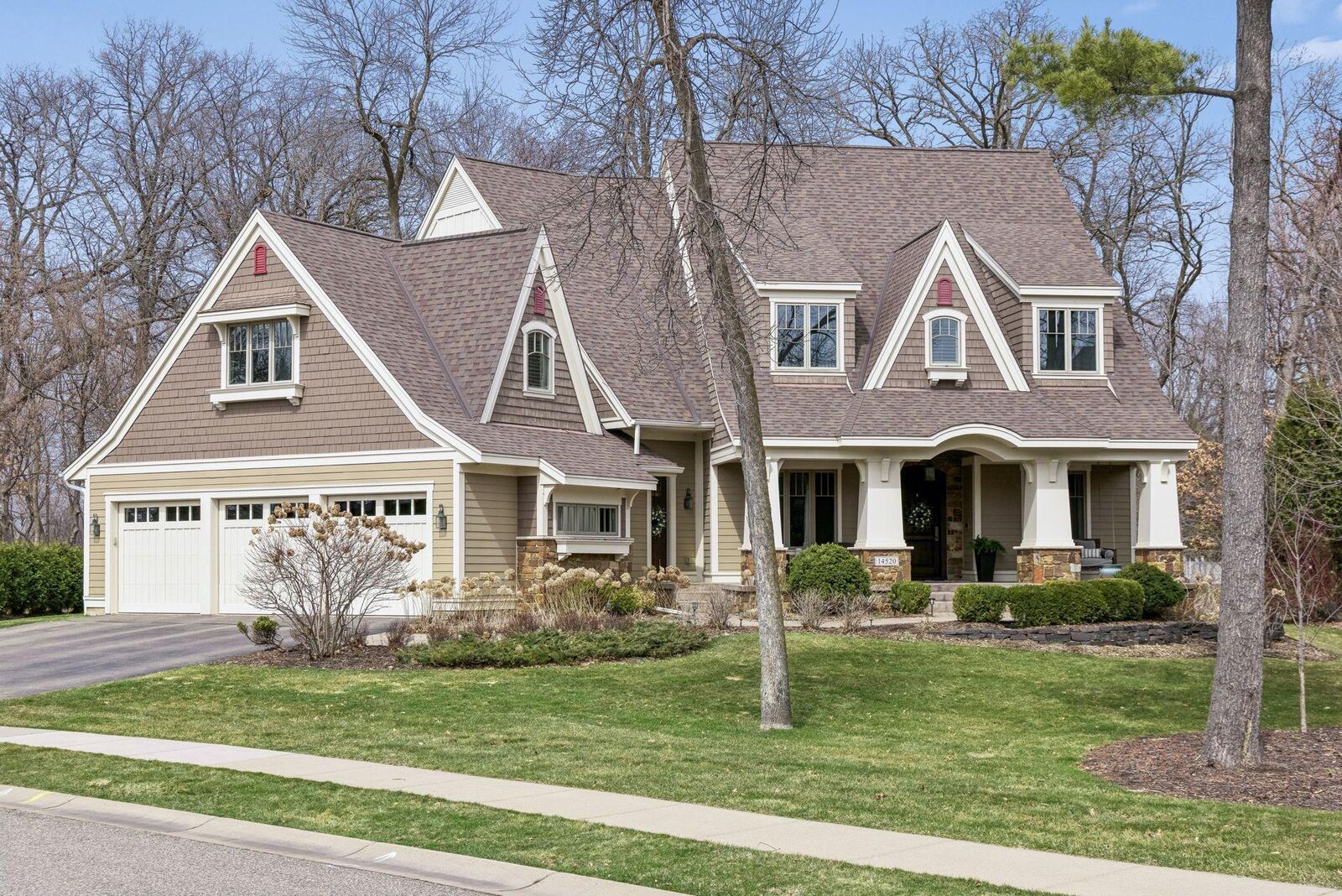 Property Photo: 14520 4th Avenue N MN 55447