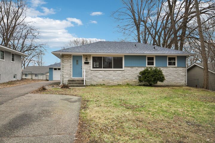 Property Photo:  3418 Xenia Avenue N  MN 55422 