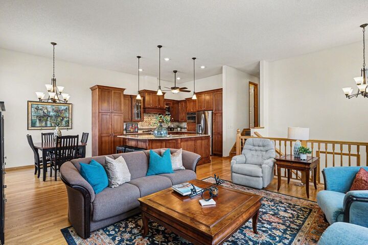 Property Photo: 15636 Chasewood Court MN 55068