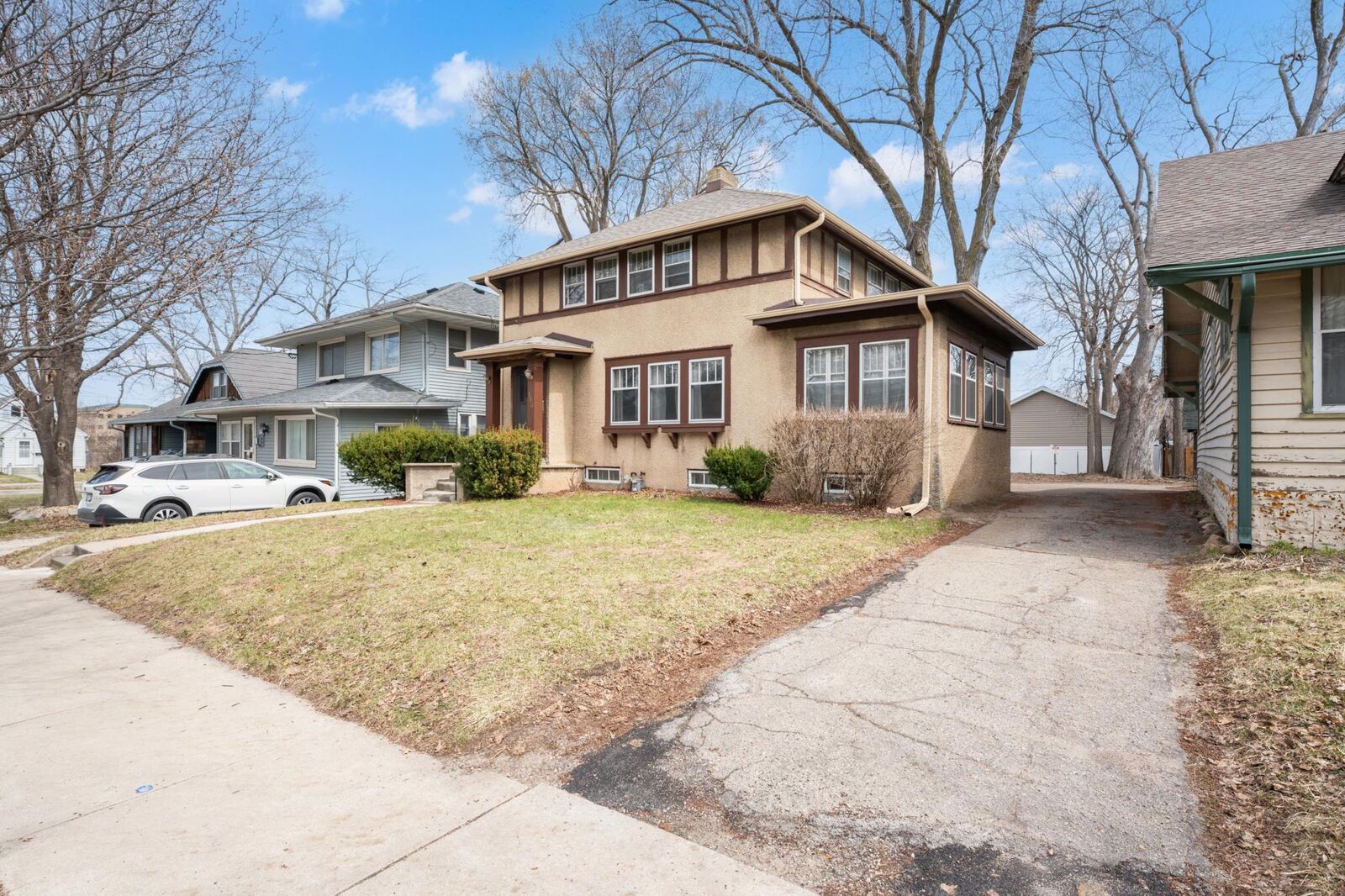 Property Photo:  116 11th Avenue NW  MN 55901 