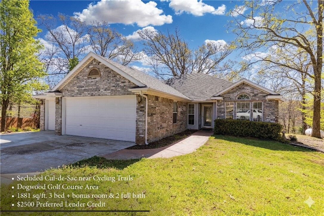 Property Photo:  11 Bardon Lane  AR 72714 