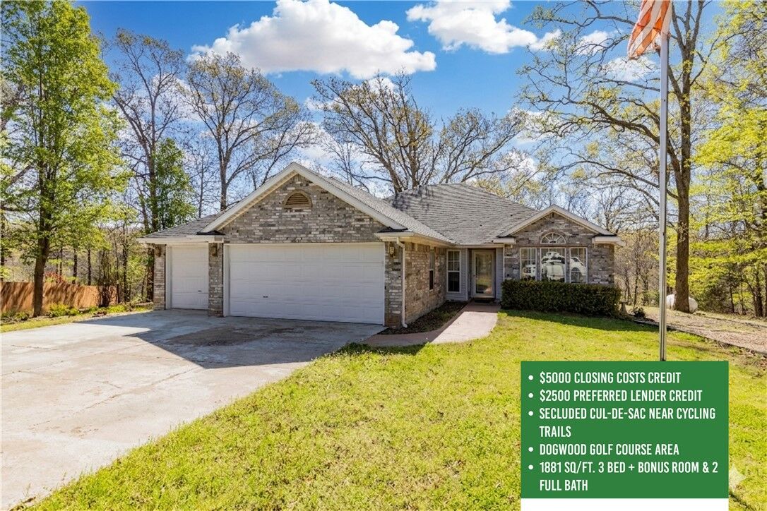 Property Photo:  11 Bardon Lane  AR 72714 