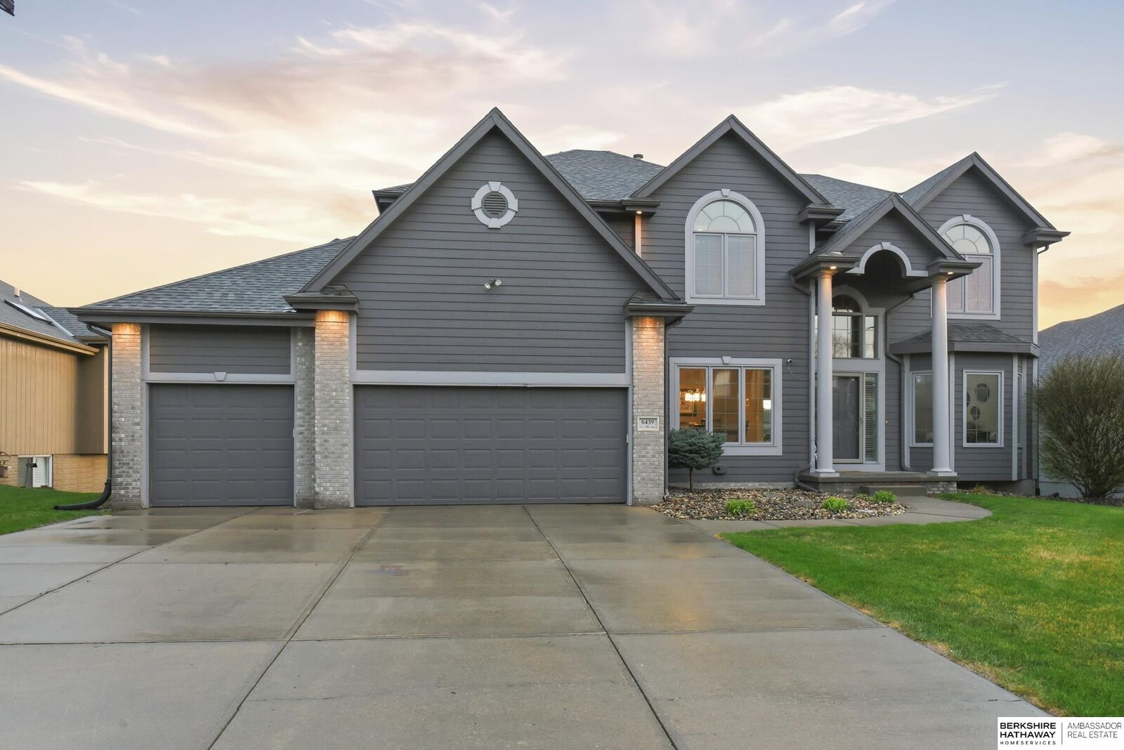 Property Photo:  6439 S 184th Avenue  NE 68135 
