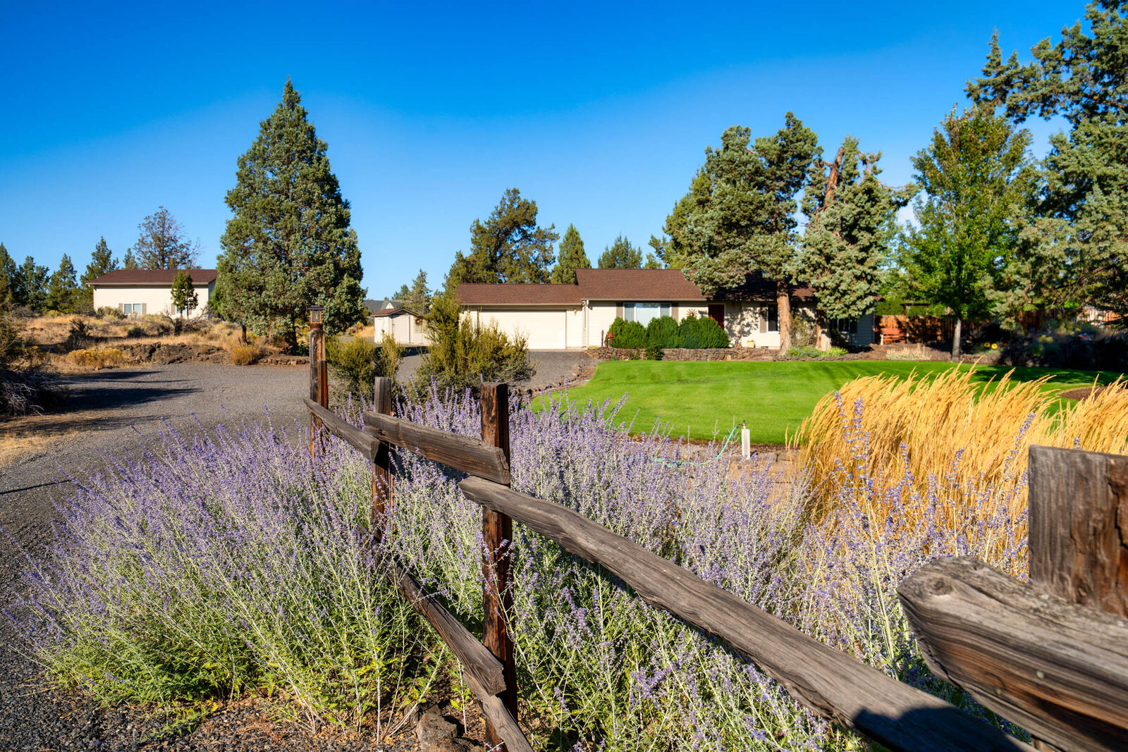 Property Photo: 6563 NW Homestead Way OR 97756